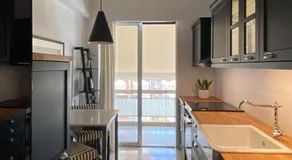 Nina's cozy apartment in Mikrolimano - Image 3