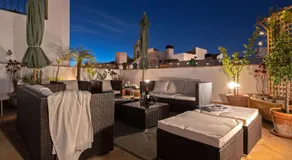 Hommyhome Castellar Luksus - Image 3