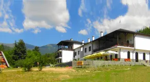 Rusaliite Adventure House - Image 2