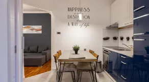 Central Park Apartments - Image 5