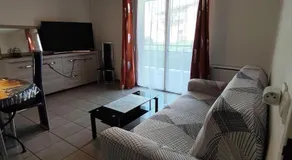 nice apartment strategic location - Image 2