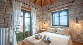 Valorys Stone House - Image 2