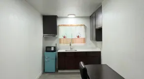Florentine Motel And Studio - Image 2