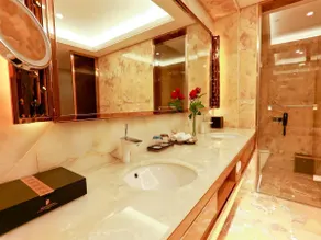 JinJiang International Hotel Urumqi - Image 2