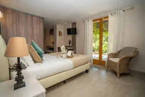 \"Mon Ventoux\" bed and breakfast in lavender country!  - Image 2