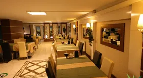 Royal Berk Hotel - Image 5