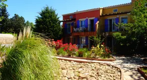 Court-Inn Aqua - Image 4