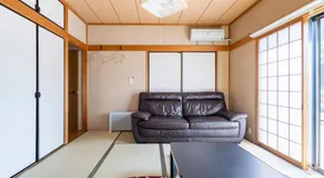 Blodge Lodge - Image 3