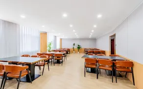 Yunfan Holiday Hotel - Image 3