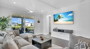 Bayview Pointe - Luxury Villa with Saltwater Heated Pool! Near Anna Maria isle! - Image 3