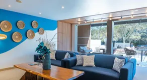 Carvi Beach Hotel - Image 5