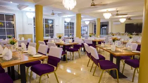 Zimansky Hotel - Image 3