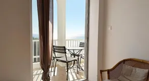 Breathtaking Sea View Apartment - Image 2