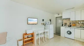 DK House - Image 4