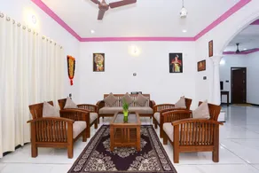 Bougainvillea Homestay - Deluxe Rooms - Image 3