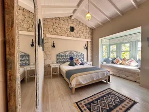 Cassiopeia Otel Alaçatı - Image 2