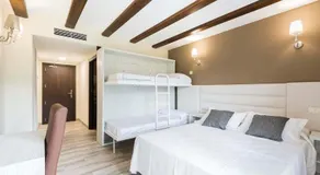 Hotel Atiana - Image 2