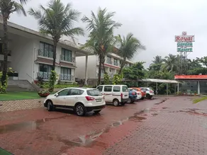 ROYAL GARDEN RESORT - Image 5