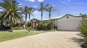 Diamond Bay Retreat Sorrento - Image 5