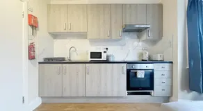 Large Cosy Property 15min from Central London - Image 5