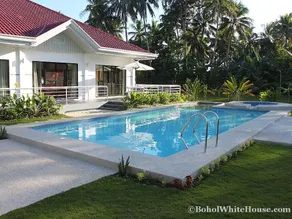 Bohol White House Bed & Breakfast - Image 3