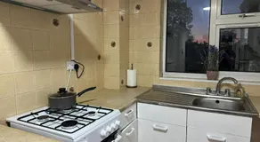 Cosy 3 bedroom house - Image 4