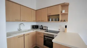 Bright and Cosy West End Apartment - Image 3