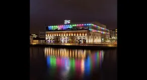 Modern Dublin City Centre - Image 4