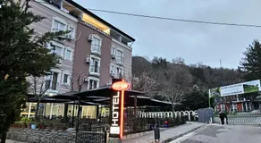 Hotel Manga - Image 2