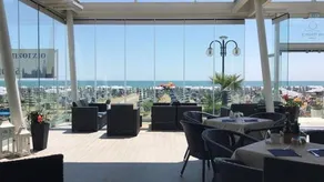 Hotel Niagara - Image 2