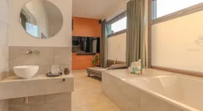Spa & Stay - Image 2