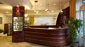Hotel President - Image 3