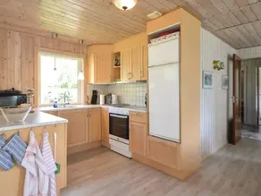 Maison adaptée aux familles avec barbecue et jardin | Vue sur l'eau - Image 2
