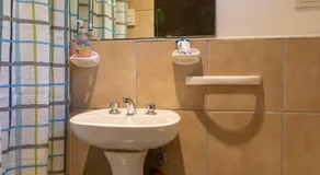 Hotel W - Image 3
