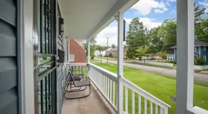 Fenced Yard, Swing Set Pawfect for Family and Dogs! - Image 4