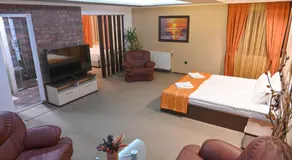 Hotel Rothmans-Breakfast - Free parking - Lobby - Image 2
