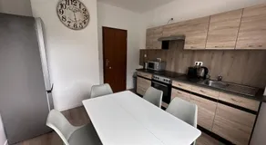 Worker Apartments - Single Beds - Free Parking - Near Düsseldorf Airport- Fair - Image 3