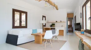 Spathi Beach Suites Kea - Image 2