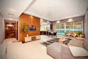 Luxury Retreat Your High Floor Heaven in Marina - Image 2
