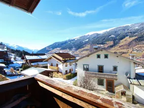 Charming Apartment in Bramberg am Wildkogel with Garden - Image 2