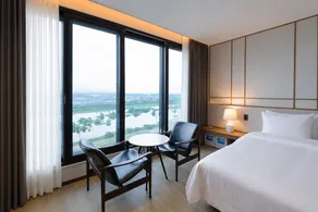 The LAND Hotel - Image 3