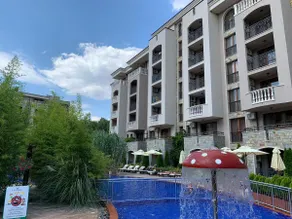Luxury Orchid apartment with a garden in a private hotel complex Cascadas Bulgaria - Image 4
