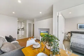 A Stylish & Modern 2BR Apartment Fantastic Views - Image 2