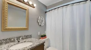 Spacious 4BR Near Convention Center-Family Friendly - Image 1