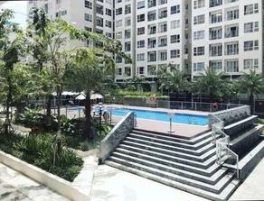Sky Center Near Airport - Image 3