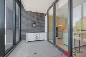 MetaWise BnB Modern 4BR in Macquarie Park - Image 5