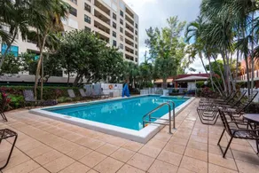La Costa Beach Club - Image 2