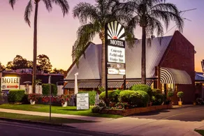 Country Pathfinder Motor Inn - Image 5