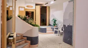 Heart Hotel Aurora - Image 5