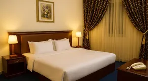 Dream Palace Hotel - Image 2